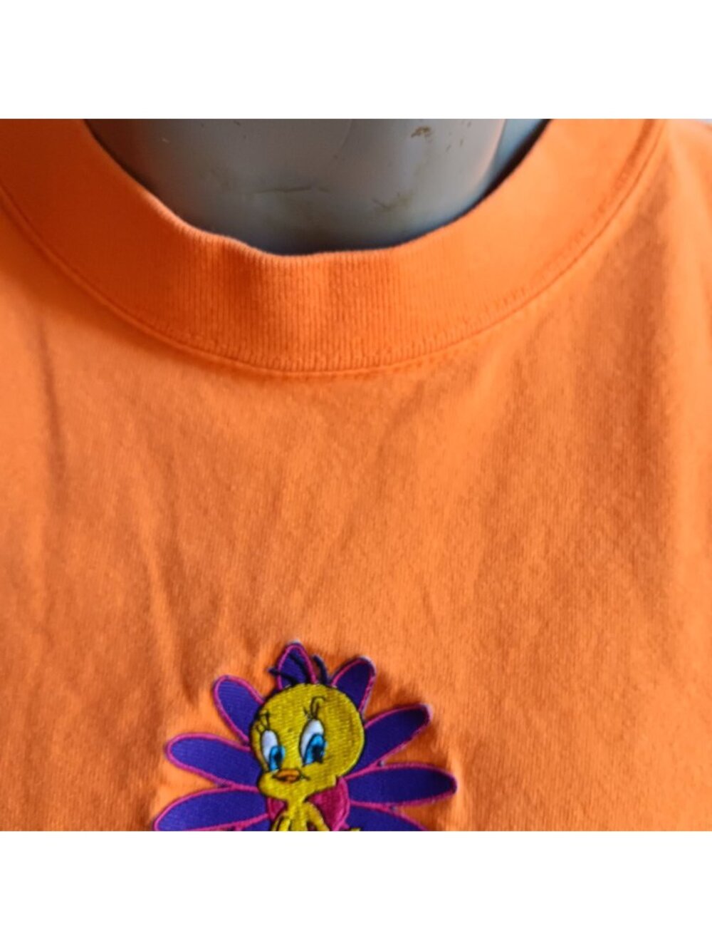 True Vintage T-shirt Large Single Stitch 90s Tweety Bird Looney Tunes Embroider